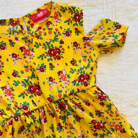 Summer dress - Picture 4 of 6